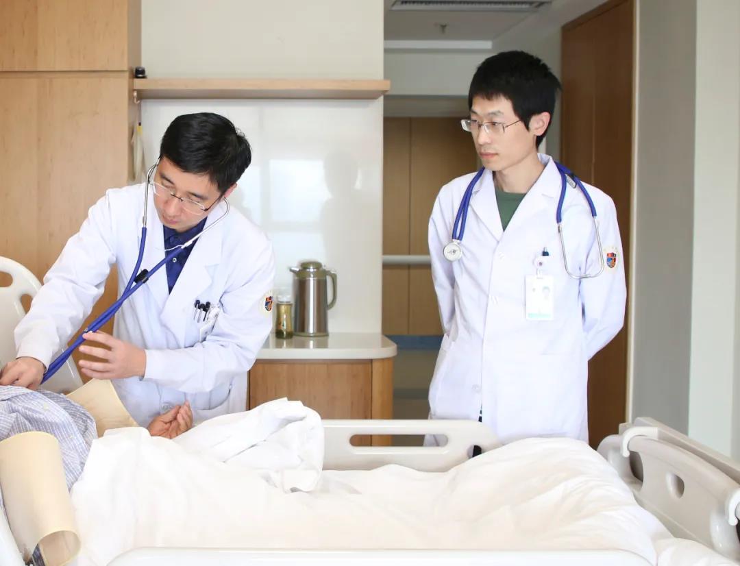 患瓣膜病40多年，日照心醫(yī)成功為六旬老人置換心臟瓣膜