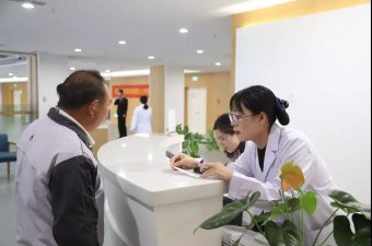 彰顯人才禮遇，助力城市發(fā)展， 日照市高層次專家健康年檢在我院開展